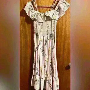 Light pinkish off the shoulder dress Medi style size M